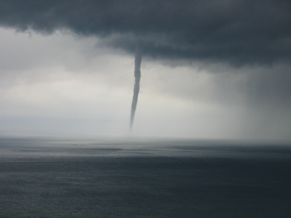 [Waterspout] Photo by Bruno Arnaud.